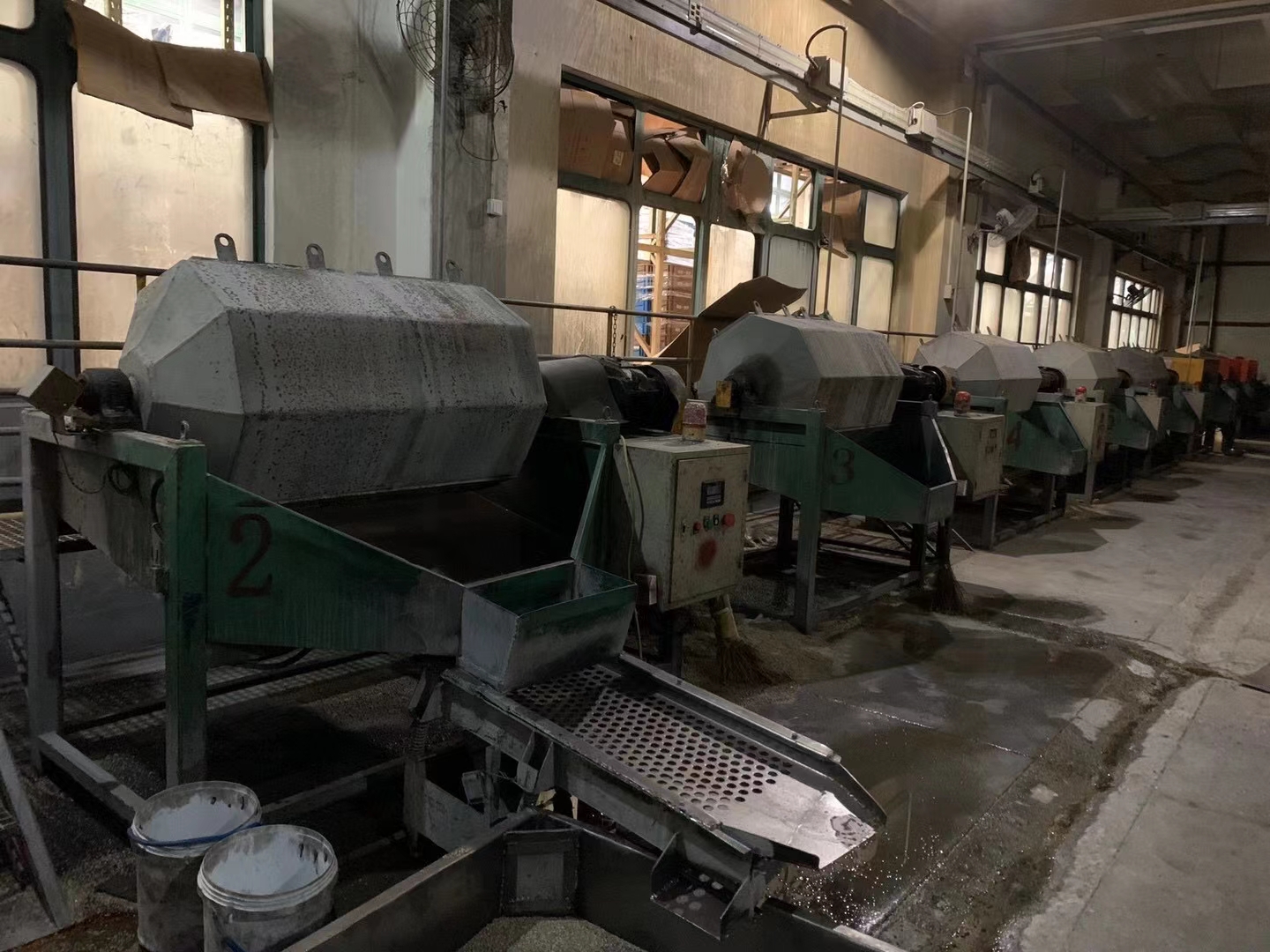 機(jī)器設(shè)備2 機(jī)器設(shè)備2